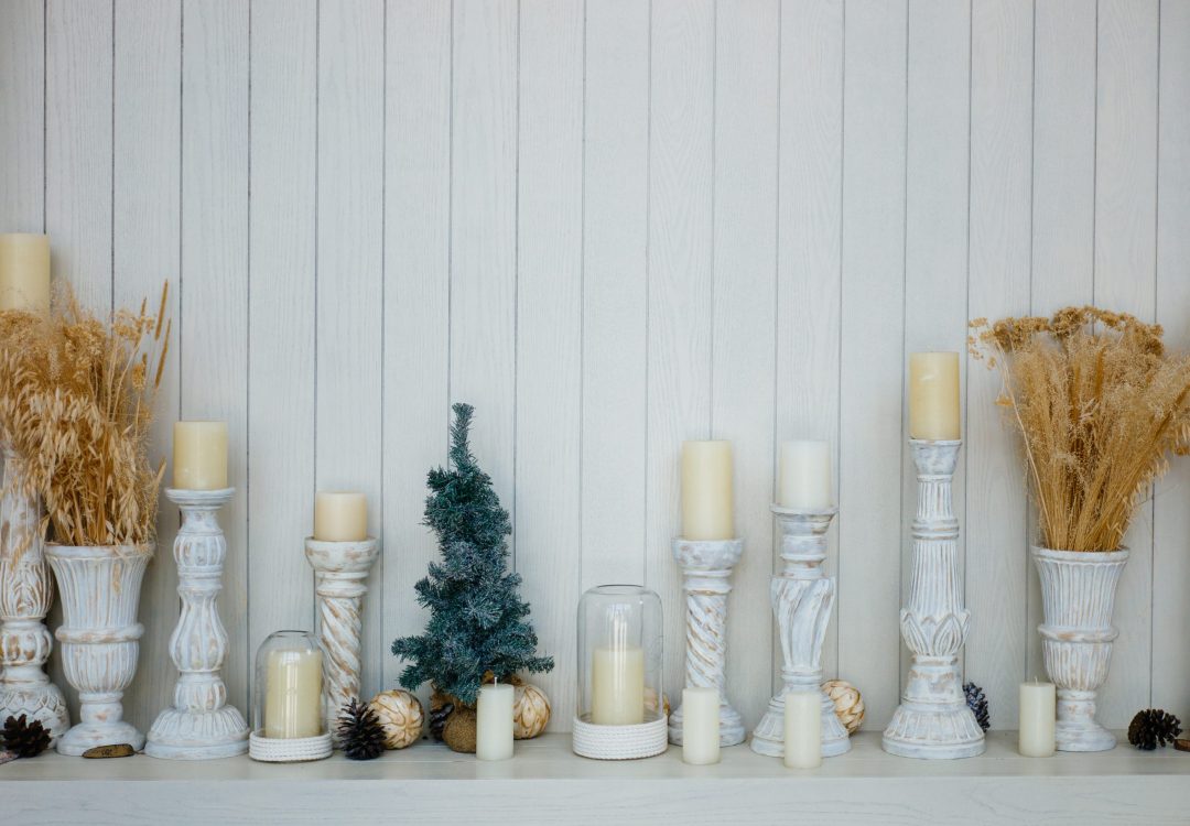 candle-in-candlestick-decoration-3V6ZENZ